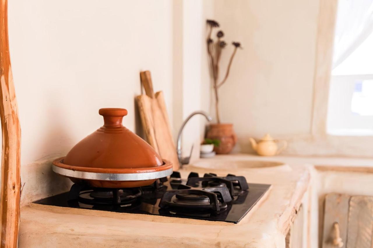 Desart Hostel Tamraght Ngoại thất bức ảnh