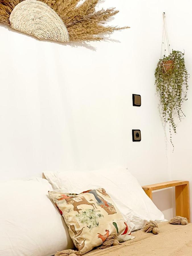 Desart Hostel Tamraght Ngoại thất bức ảnh